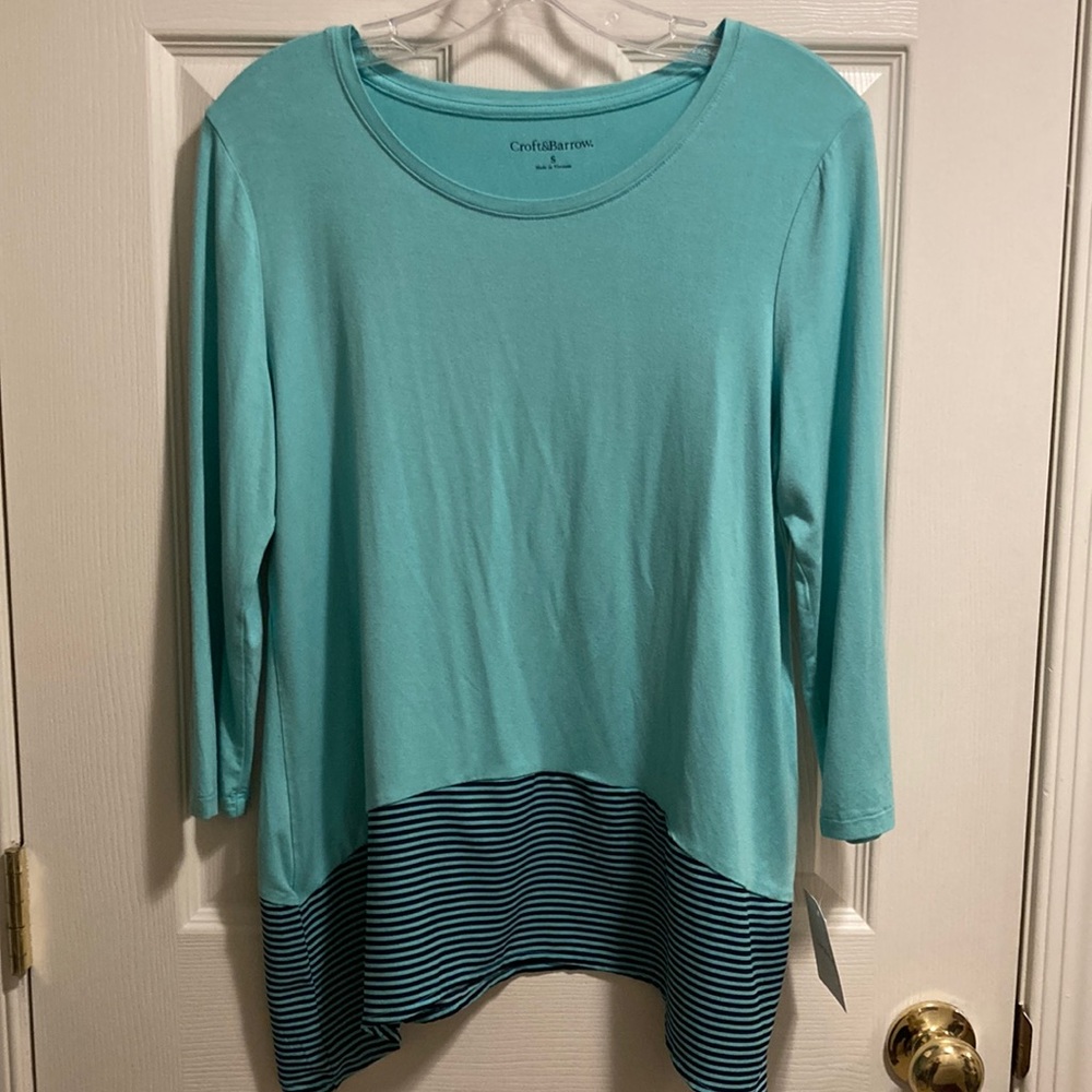 Croft and Barrow Women’s 3/4 Sleeve Top (size S) NWT